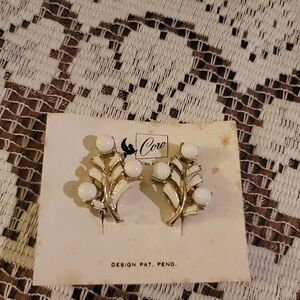 Vintage Coro Clip Earrings!